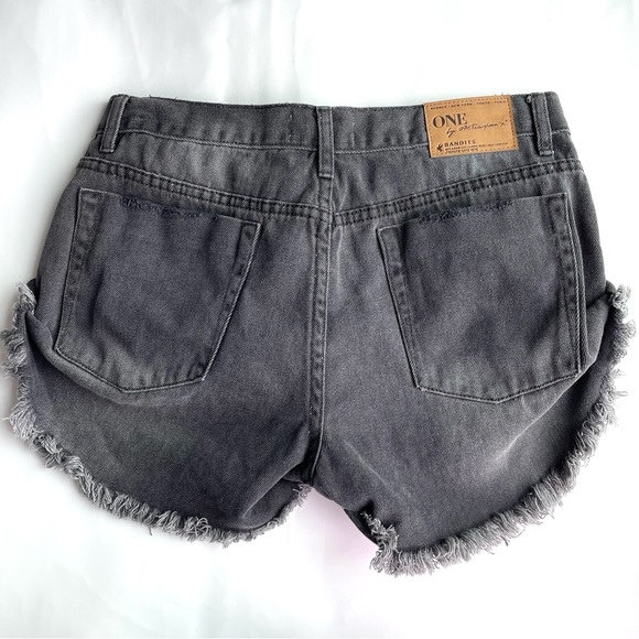 Kiara OBX One Teaspoon shorts - Picture 7 of 12